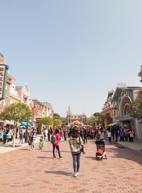 21417 ทัวร์ฮ่องกง วัน 3 คืน DF88-PREMUIM 3 ดิสนีย์แลนด์ พระใหญ่นองปิง เจ้าแม่กวนอิมวัดฮ่องฮำ วัดหวังต้าเซียน 4 บิน Emirates Airline