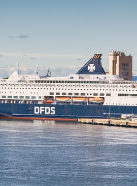 21511 ทัวร์ยุโรป วัน 6 คืน SEK142 ปราสาทโอเรโบร ย่านนูฮาวน์ เรือDFDS พระราชวังอมาเลียบอร์ก 9 บิน Emirates Airline