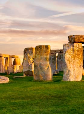 21859 ทัวร์ยุโรป วัน 6 คืน UIEU_002 ถนนรอยัลไมล์ ปราสาทคาร์ดิฟฟ์ เมืองแมนเชสเตอร์ พระราชวังเบลนนิม 9 บิน Emirates Airline