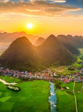 22021 ทัวร์เวียดนาม วัน 3 คืน  4 บิน VietJet Air