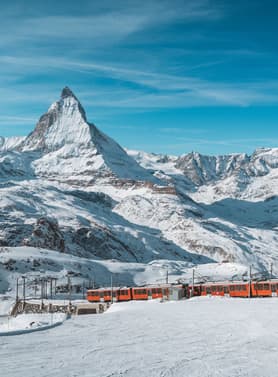 22370 ทัวร์ยุโรป วัน 6 คืน BT-EUR817_EK ลินเดอฮอฟ The Fork Alimentarium Glacier 3000 First Cliff Walk by Tissot 9 บิน Emirates Airline