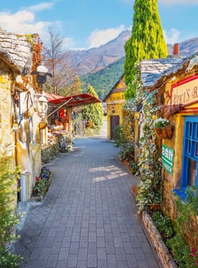 22560 ทัวร์ญี่ปุ่น วัน 4 คืน JPL-FUK-01 เทศกาลประดับไฟหมู่บ้านฮอลแลนด์ สวนดอกไม้ริมทะเลอุมิโนะนาคามิจิ ล่องเรือชมวิวเมืองยะนะกาวะ ไร่สตรอว์เบอร์รี่ 6 บิน Thai AirAsia