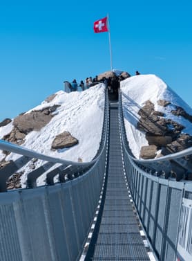 22684 ทัวร์ยุโรป วัน 4 คืน GO3MXP-EK032 ยอดเขากลาเซียร์ 3000 หอนาฬิกาดาราศาสตร์ สิงโตหินแกะสลัก 7 บิน Emirates Airline