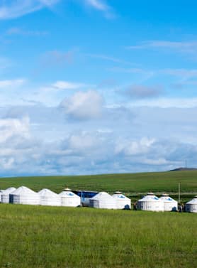 22723 ทัวร์จีน วัน 5 คืน BT-DSN04_VZ อุทยานภูเขาไฟอูลันดา วัดต้าเจา ถนนโบราณไซซ่าง เนินทรายเสี่ยงซาวาน 6 บิน VietJet Air