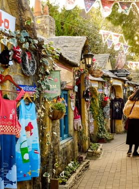 22759 ทัวร์ญี่ปุ่น วัน 3 คืน BT-FUK_S02_VZ ศาลเจ้าดาไซฟุ หมู่บ้านยูฟุอินฟลอร์รัล ทะเลสาบคินริน บ่อทะเลเดือด หรือ ยูมิ จิโกกุ 5 บิน VietJet Air