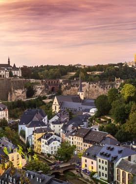 22770 ทัวร์ยุโรป วัน 5 คืน GO3AMS-EK001 ล่องเรือหมู่บ้านไร้ถนน บ้านลูกเต๋า ไคก์คูมูส สวนดอกไม้เคอเคนฮอฟ 8 บิน Emirates Airline