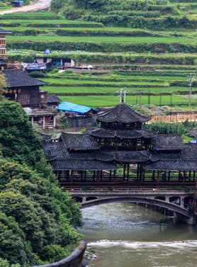 22876 ทัวร์จีน วัน 5 คืน 2UNNG-9C002 น้ำตกเต๋อเทียน เมืองโบราณเซียสือ สวนดอกซากุระผิงปา 6 บิน Spring Airlines