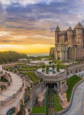 22897 ทัวร์เวียดนาม วัน 3 คืน DAD53 บาน่าฮิลล์ สะพานมังกร เมืองโบราณฮอยอัน ล่องเรือกระด้ง 4 บิน Emirates Airline