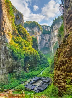 22928 ทัวร์จีน วัน 5 คืน MTWT260010 อุทยานพระพุทธรูปแกะสลักหินต้าจู๋ อุทยานหลุมฟ้า อุทยานเขานางฟ้า 6 บิน ไทยเวียตเจ็ท