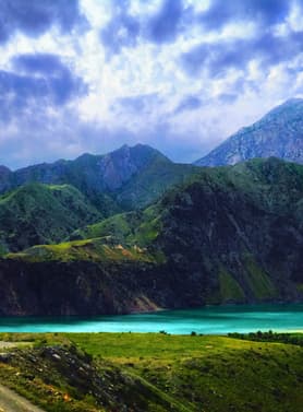 23003 ทัวร์จีน วัน 7 คืน GO1URC-CZ004  อุทยานสวรรค์เทียนซานเทียนฉือ หุบเขากัวจื่อโกวหรือหุบเขาผลไม้ ทุ่งหญ้านาลาถี 8 บิน China Southern Airlines