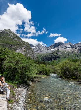 23240 ทัวร์จีน วัน 3 คืน HDM120 อุทยานภูเขาสี่ดรุณี ศูนย์หมีแพนด้า จัตุรัสหย่างเทียนวู ร้านหนังสือจงซูเก๋อ 4 บิน Thai Lion Air