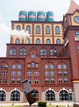 23362 ทัวร์จีน วัน 5 คืน PV-CNQD01-QW  เมืองโบราณซั่วเฉิงหลี่ สวนองุ่นโรงกลั่นไวน์จางยู่ ประติมากรรมปลาวาฬเดียวดาย พิพิธภัณฑ์เบียร์ชิงเต่า 6 บิน QINGDAO AIRLINES