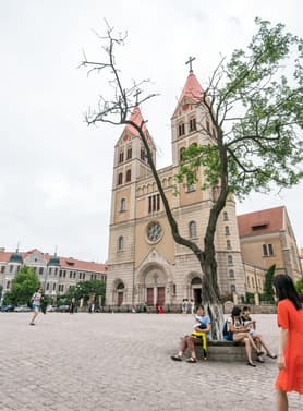 23633 ทัวร์จีน วัน 5 คืน QW-TAO01  โบสถ์คริสต์เซนต์ไมเคิล พิพิธภัณฑ์เบียร์ชิงเต่า จัตุรัส 54 6 บิน Qingdao Airlines