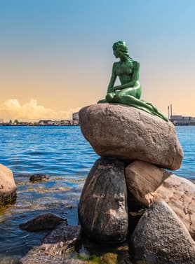 23905 ทัวร์ยุโรป วัน 5 คืน BT-FAE01_TG น้ำตกฟอสซา เกาะแฟโร น้ำพุเกปิออน พระราชวังอามาเลียนบอร์ก 8 บิน การบินไทย