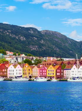 24059 ทัวร์นอร์เวย์ วัน 6 คืน NEK155 นั่งรถไฟสายโรแมนติกฟลัมสบาน่า ล่องเรือชมฟยอด์ มหาวิหารออสโล 9 บิน Emirates Airline