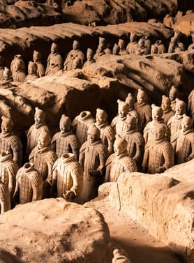 24127 ทัวร์จีน วัน 4 คืน WDYCU003  ถ้ำน้ำแข็งโบราณหมื่นปี ถ้ำผาหลงเหมิน หมู่บ้านใต้ดิน สุสานทหารจิ๋นซีฮ่องเต้ 5 บิน Shenzhen Airlines