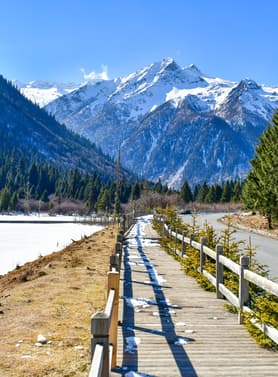 24151 ทัวร์จีน วัน 4 คืน GO1CNXTFU-EU025 อุทยานสวรรค์ธารน้ำแข็ง เมืองโบราณลั่วไต้ สะพานไม้สะพานหนานเฉียว 5 บิน เฉิงตู แอร์ไลน์