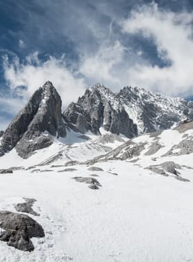 24207 ทัวร์จีน วัน 4 คืน GO1CNXKMG-MU01 เมืองโบราณลี่เจียง ภูเขาหิมะมังกรหยก ทะเลสาบเอ๋อไห่ 5 บิน China Eastern Airlines