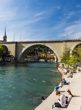 24966 ทัวร์ยุโรป วัน 5 คืน GO3ZRH-TG037 ล่องเรือทะเลสาบเบรียนซ์ ปราสาทซิลยอง นั่งกระเช้าชมแมทเทอร์ฮอร์น 8 บิน การบินไทย