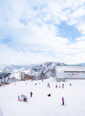 25798 ทัวร์ญี่ปุ่น วัน 3 คืน คาวาโกเอะ เก็บสตรอว์เบอร์รี่สดๆ GALA YUZAWA SNOW RESORT 5 บิน ไทยแอร์เอเชียเอกซ์