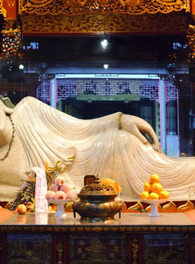 27522 ทัวร์จีน วัน 4 คืน หาดไว่ทาน ทะเลสาบซีหู วัดพระหยกขาว ฟรีเดย์ 1 วัน 5 บิน Loong air
