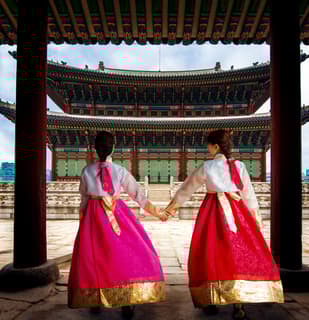 เน้นวัฒนธรรม