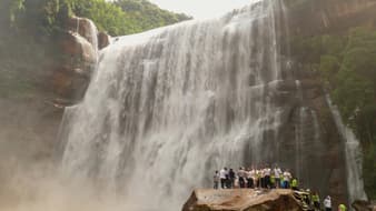 ที่เด็ด!! ไป "ฉื้อสุ่ย"  ถ้าไม่ไป..ถือว่าไปไม่ถึง  ! !