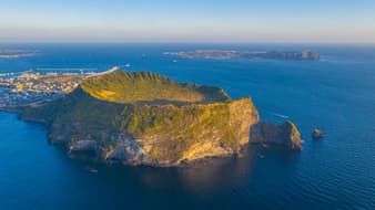 ตามรอยมรดกความงามแห่งแดนโอปป้า กับ 6 สถานที่ท่องเที่ยวบนเกาะเชจู ที่คุณไม่ควรพลาด..!!