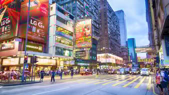 ของดีบอกต่อ!! 7 ของฝากฮ่องกงสุดฮิต พร้อมแหล่งซื้อแบบไม่มีหลงเที่ยวอังกฤษทั้งที ต้องไม่พลาดกับ 5 ย่านช้อปปิ้งสุดฮิต!