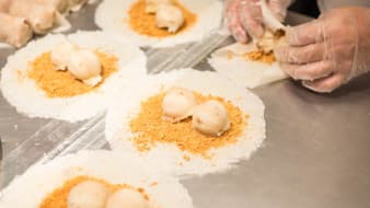 ต้องจัด! 5 ขนมไต้หวัน ซื้อมาฝากกันถูกใจแน่นอน! 🍮 