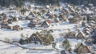 ทำไมคนไทยต้องไปชิราคาวาโกะ