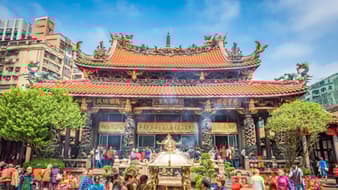 นกจ๋าขอลาก่อน !! รวมสถานที่ขอพรความรักแบบจัดเต็มจากทั่วทุกมุมโลก