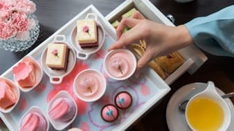 ให้มันเป็นสีชมพู! รวม 7 ขนมซากุระดีต่อใจ พร้อมกลิ่นอายของ‘ดอกซากุระ’ 