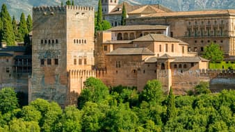 #ขอพื้นที่ติ่ง! ตามรอยประธานยูจินอู & จองฮีจู แห่งซีรีย์ Memories of the Alhambra