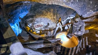 ลับเฉพาะ! พาไปดู 8 สถานที่ลึกลับในยุโรป ที่เหล่า Backpacker ต้องลอง !