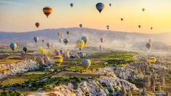 ชวนเดอะแก๊งค์ ไปเที่ยวตุรกี ขึ้นบอลลูนที่ร่ำลือว่าสวยที่สุดในโลกกัน