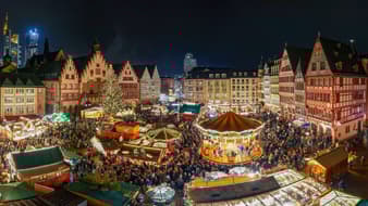 Merry Christmas !!  15 สถานที่เที่ยววันคริสต์มาส คริสต์มาสนี้เที่ยวไหนดีนะ 