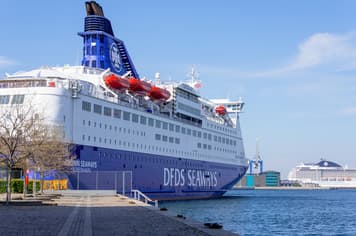 19377 ทัวร์ยุโรป วัน 5 คืน ล่องเรือสำราญ DFDS พระราชวังคริสเตียนบอร์ก 8 บิน Qatar Airways