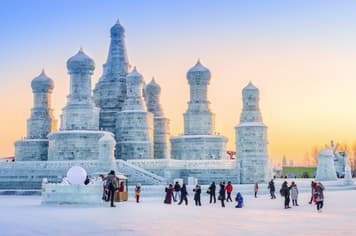 20849 ทัวร์จีน วัน 4 คืน Frozen Wonderland หมู่บ้านหิมะ ปักกิ่ง ยาปู้ลี่ เทศกาลแกะสลักน้ำแข็ง 6 บิน VietJet Air