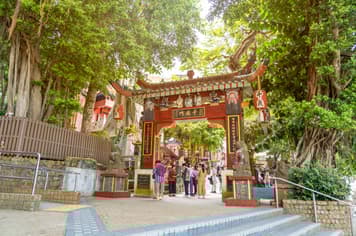 21801 ทัวร์ฮ่องกง วัน 2 คืน BT-HKG67_EK สวนสนุกดิสนีย์แลนด์ พัลส์เบย์ วัดเจ้าแม่กวนอิมฮองฮัม วัดแชกงหมิว 3 บิน Emirates Airline