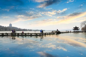 21823 ทัวร์undefined วัน 3 คืน 3 WDHGH001 เมืองโบราณน้ำหนานซุน ทะเลสาบทงเจี้ยน ทะเลสาบซีหู 4 บิน Thai AirAsia