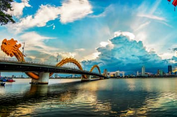 21833 ทัวร์เวียดนาม วัน 3 คืน PV-SAYHI-EK บานาฮิลล์ หมู่บ้านหินอ่อน ล่องเรือกระด้ง เมืองโบราณฮอยอัน 4 บิน Emirates Airline