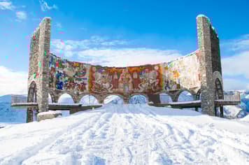 21914 ทัวร์จอร์เจีย วัน 6 คืน BUS15 จัตุรัสเปียเซซ่า รูปป้ันอาลีและนีโน่ มหาวิหารบากราติ ป้อมอนานูรี 8 บิน Turkish Airlines