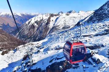 22107 ทัวร์จีน วัน 5 คืน CVZTFU9 อุทยานธารน้ำแข็งต๋ากู่ จตุรัสหยางเทียนวู่ วัดต้าฉือ แพนด้ายักษ์ปีนตึก ถนนซอยกว้าง ซอยแคบ 6 บิน VietJet Air