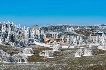 22138 ทัวร์จีน วัน 4 คืน SPHZ-CQ9 สะพานสวรรค์ อุทยานแห่งชาติหลุมฟ้า หงหยาต้ง หมู่บ้านโบราณฉือชี่โข่ว 5 บิน Thai AirAsia