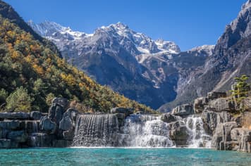 22235 ทัวร์จีน วัน 5 คืน GO1KMG-TG013 ทะเลสาบเอ๋อร์ไห่ ช่องแคบเสือกระโจน สระน้ำมังกรดำ หุบเขาสีน้ำเงิน 6 บิน การบินไทย