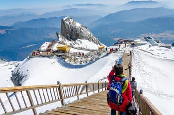 22236 ทัวร์จีน วัน 5 คืน T2G-KMG22FD ภูเขาหิมะมังหยก ภูเขาหิมะสือข่า วัดลามะ ช่องแคบเสือกระโจน 6 บิน Thai AirAsia