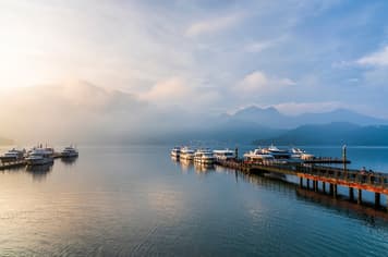 22643 ทัวร์ไต้หวัน วัน 4 คืน GO1CNXTPE-BR007 หมู่บ้านปีศาจซีโถว ตลาดซีเหมินติง ล่องเรือทะเลสาบสุริยัน ตลาดไถจง 5 บิน Eva Air