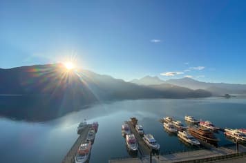 22646 ทัวร์ไต้หวัน วัน 3 คืน 2UTPE-CI302 ทะเลสาบสุริยันจันทรา อนุสรณ์สถานเจียงไคเช็ค ถนนโบราณจิ๋วเฟิ่น 4 บิน China Airlines