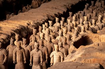 22715 ทัวร์จีน วัน 5 คืน 2UCGO-SL001 เขาหมื่นเซียน หมู่บ้านกั่วเลี่ยงชุน ศาลไคเฟิง ถ้ำแกะสลักหลงเหมิน 7 บิน Thai Lion Air